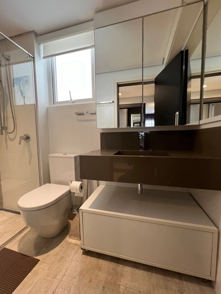 Apartamento no Centro com 1dormitórios com 1 suíte e 1 vaga de garagem: 8ª foto da galeria de imagens do imóvel