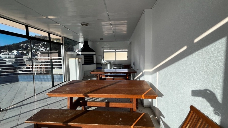 Apartamento no Centro com 4 dormitórios, sendo 1 suíte e 4 vagas 147m²: 13ª foto da galeria de imagens do imóvel