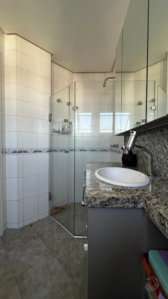 Apartamento no Centro com 4 dormitórios, sendo 1 suíte e 4 vagas 147m²: 7ª foto da galeria de imagens do imóvel