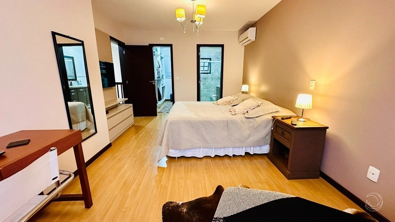 Casa no Córrego Grande com 4 dormitórios sendo 1 suíte - 220 m²: 32ª foto da galeria de imagens do imóvel