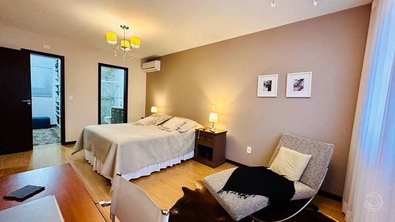 Casa no Córrego Grande com 4 dormitórios sendo 1 suíte - 220 m²: 35ª foto da galeria de imagens do imóvel