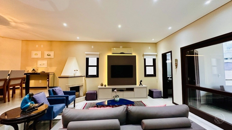 Casa no Córrego Grande com 4 dormitórios sendo 1 suíte - 220 m²: 3ª foto da galeria de imagens do imóvel