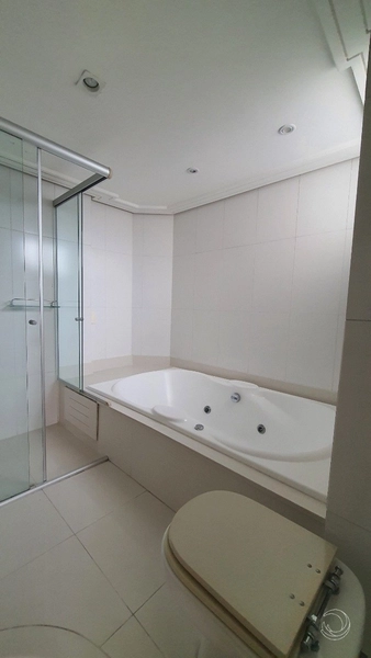 Apartamento na agronômica com 3 dormitórios, sendo 1 suíte e 1 vaga: 13ª foto da galeria de imagens do imóvel