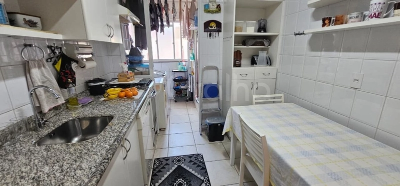 Apartamento na Trindade com 3 dormitórios 1 suíte com 1 vaga: 10ª foto da galeria de imagens do imóvel