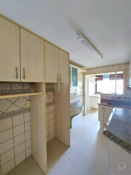 Apartamento na Agronômica com 3 dormitórios 2 suítes e 1 vaga: 8ª foto da galeria de imagens do imóvel