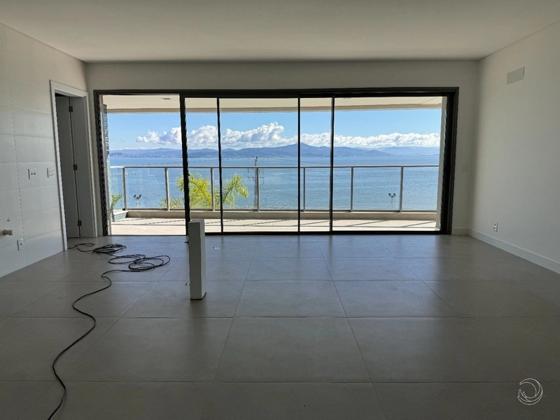 Apartamento em Cacupé com 3 suítes 3 vagas 163 m²: 2ª foto da galeria de imagens do imóvel