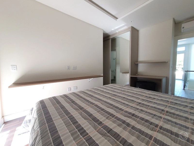 Casa residencial em condomínio fechado com 4 dorm. sendo 4 suítes: 10ª foto da galeria de imagens do imóvel