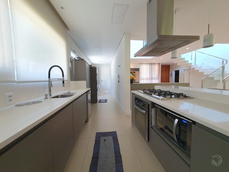 Casa residencial em condomínio fechado com 4 dorm. sendo 4 suítes: 36ª foto da galeria de imagens do imóvel