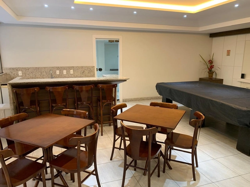 Apartamento na Beira Mar com 4 dormitórios 2 suítes e 2 vagas -236 m²: 33ª foto da galeria de imagens do imóvel