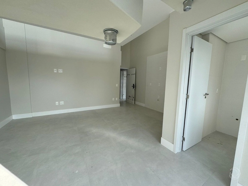 Apartamento Duplex no Centro com 1 dormitório 1 suíte e 1 vaga: 3ª foto da galeria de imagens do imóvel
