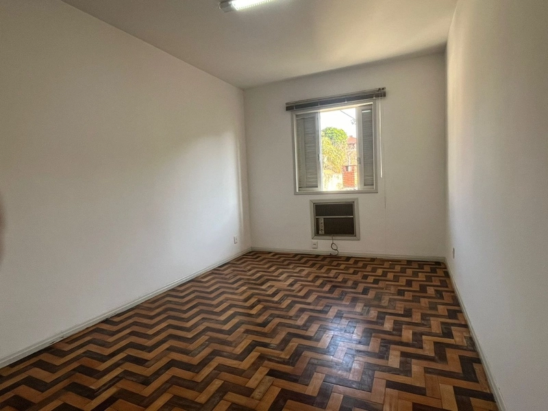 Casa no Bom Abrigo a venda com 3 dormitórios 1 suítes e 2 vagas 300m²: 6ª foto da galeria de imagens do imóvel