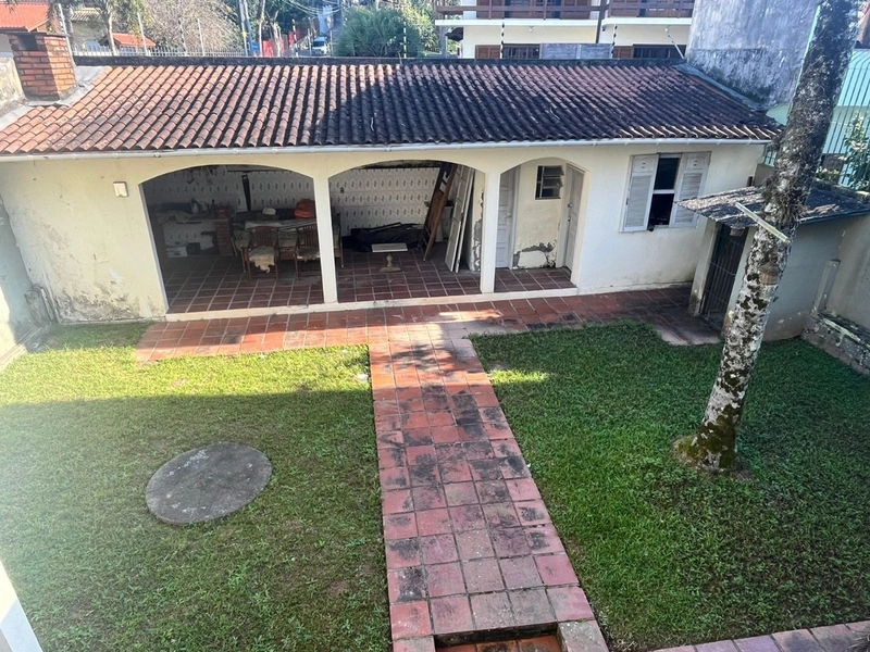 Casa no Bom Abrigo a venda com 3 dormitórios 1 suítes e 2 vagas 300m²: 11ª foto da galeria de imagens do imóvel