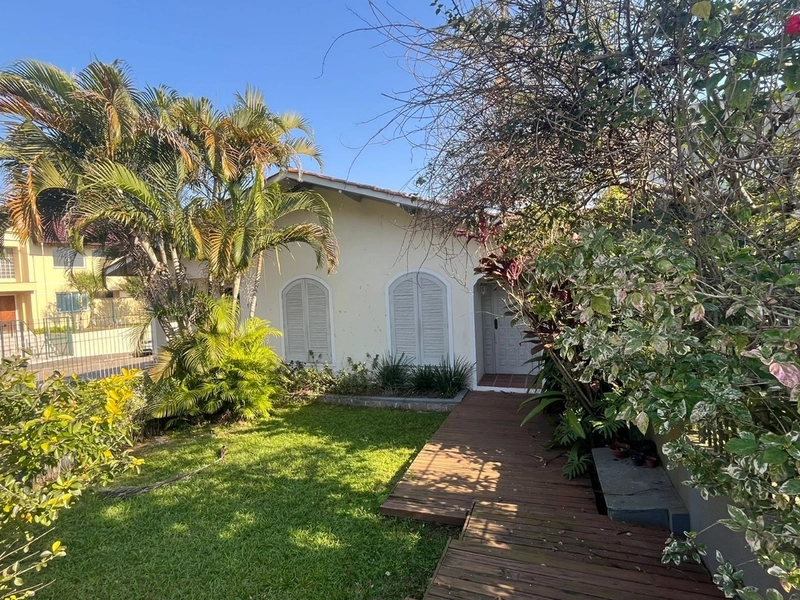 Casa no Bom Abrigo a venda com 3 dormitórios 1 suítes e 2 vagas 300m²: 20ª foto da galeria de imagens do imóvel
