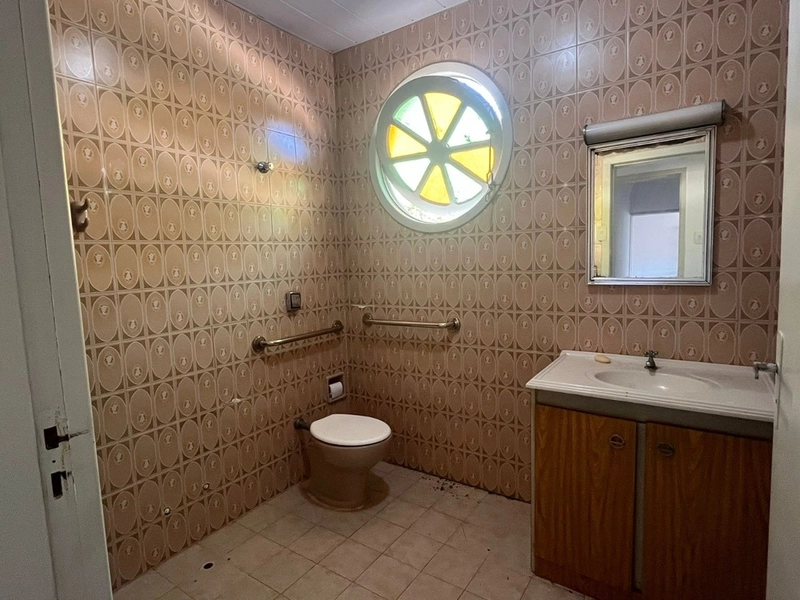 Casa no Bom Abrigo a venda com 3 dormitórios 1 suítes e 2 vagas 300m²: 8ª foto da galeria de imagens do imóvel