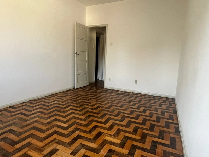 Casa no Bom Abrigo a venda com 3 dormitórios 1 suítes e 2 vagas 300m²: 5ª foto da galeria de imagens do imóvel