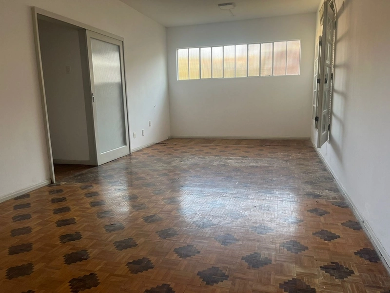 Casa no Bom Abrigo a venda com 3 dormitórios 1 suítes e 2 vagas 300m²: 4ª foto da galeria de imagens do imóvel