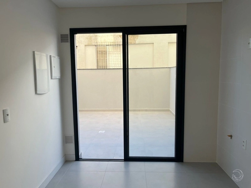 Apartamento duplex no Centro com com 1 dormitório e 1 vaga: 10ª foto da galeria de imagens do imóvel