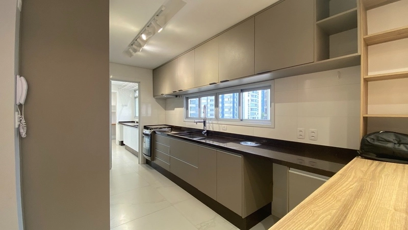 Apartamento no Centro com 3 dormitórios 1 suítes e 1 vaga - 115m²: 4ª foto da galeria de imagens do imóvel