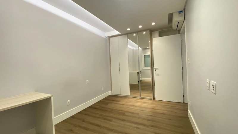 Apartamento no Centro com 3 dormitórios 1 suítes e 1 vaga - 115m²: 9ª foto da galeria de imagens do imóvel
