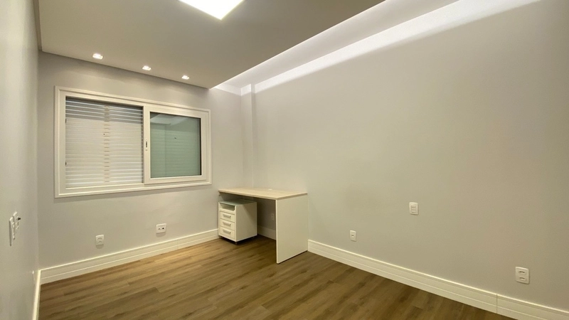 Apartamento no Centro com 3 dormitórios 1 suítes e 1 vaga - 115m²: 7ª foto da galeria de imagens do imóvel