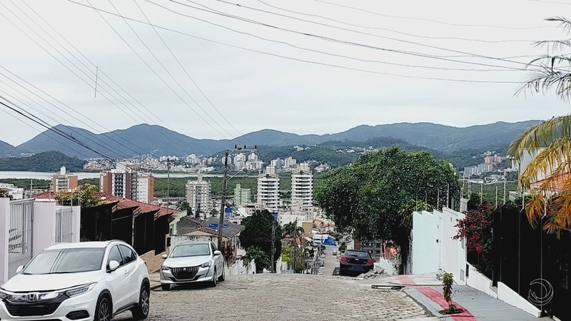 Casa na Trindade na Trindade com 5 dormitórios 3 suítes 4 vagas: 27ª foto da galeria de imagens do imóvel
