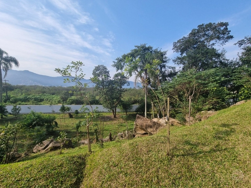 Apartamento em Cacupé Com 3 dormitórios, sendo 1 suíte e 2 vagas: 8ª foto da galeria de imagens do imóvel