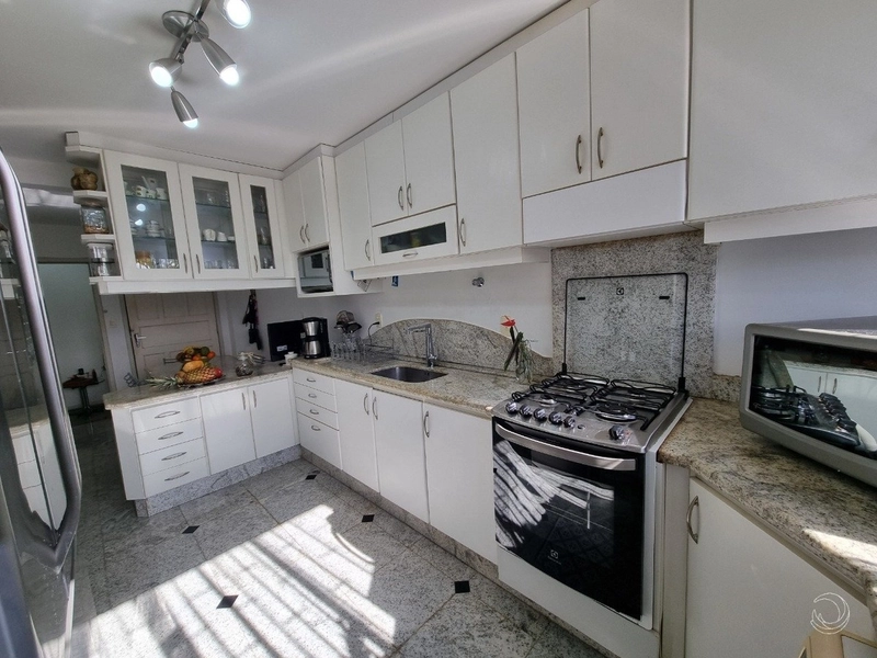 Casa no Bom Abrigo com 3 dormitórios sendo 1 suíte e 2 vagas: 25ª foto da galeria de imagens do imóvel
