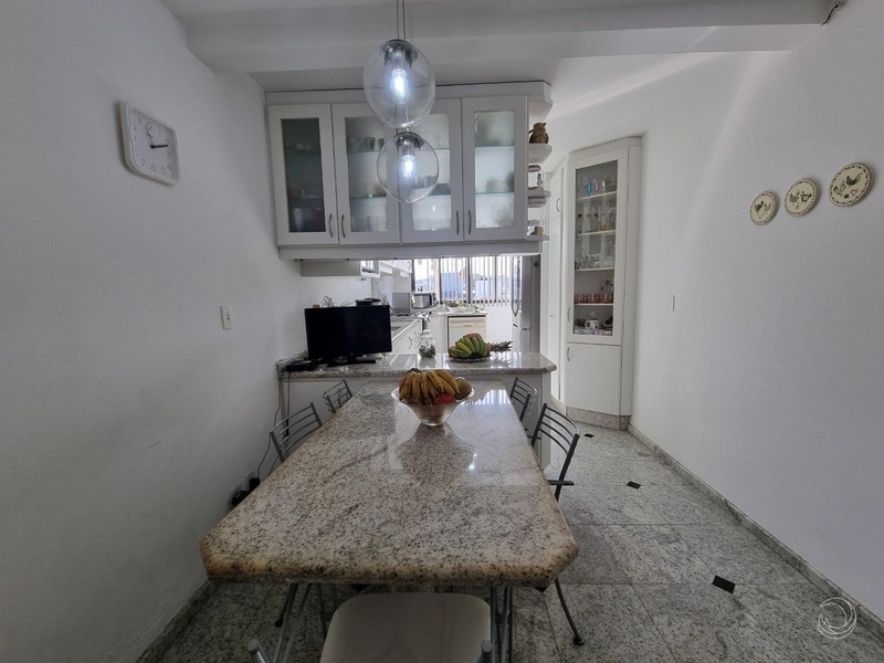 Casa no Bom Abrigo com 3 dormitórios sendo 1 suíte e 2 vagas: 11ª foto da galeria de imagens do imóvel