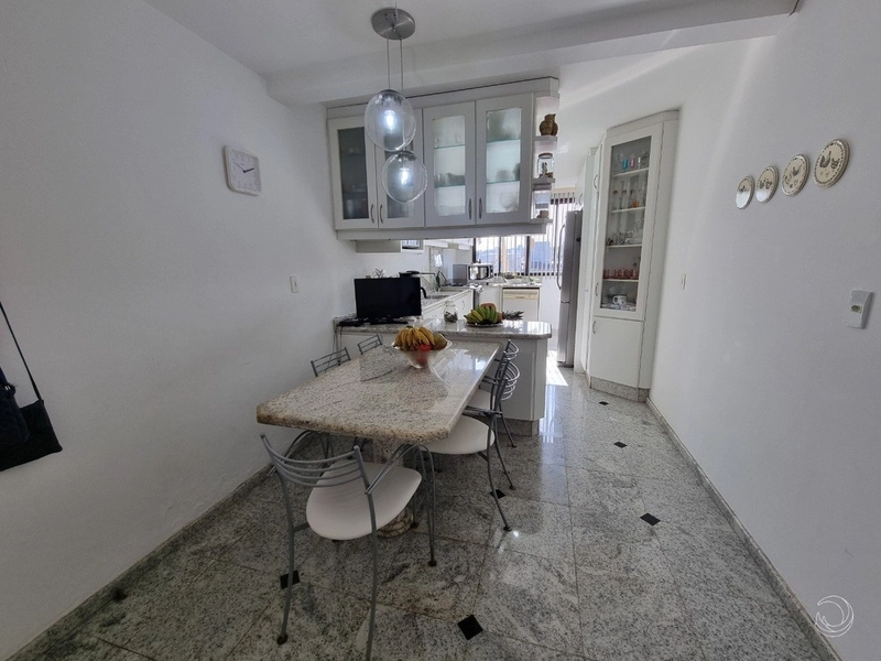 Casa no Bom Abrigo com 3 dormitórios sendo 1 suíte e 2 vagas: 13ª foto da galeria de imagens do imóvel