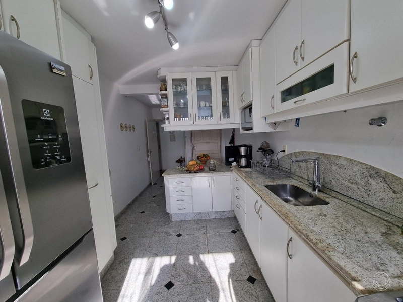 Casa no Bom Abrigo com 3 dormitórios sendo 1 suíte e 2 vagas: 39ª foto da galeria de imagens do imóvel
