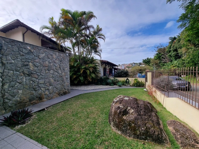 Casa no Bom Abrigo com 3 dormitórios sendo 1 suíte e 2 vagas: 57ª foto da galeria de imagens do imóvel