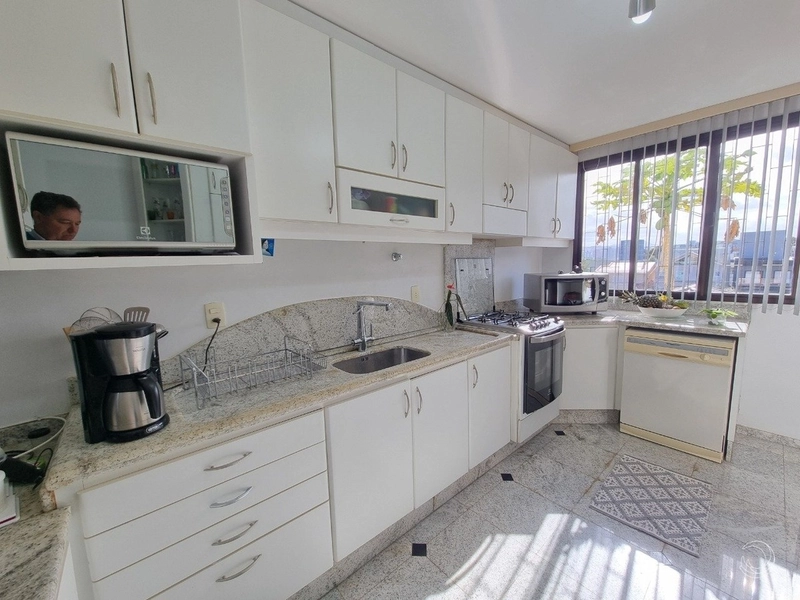 Casa no Bom Abrigo com 3 dormitórios sendo 1 suíte e 2 vagas: 12ª foto da galeria de imagens do imóvel