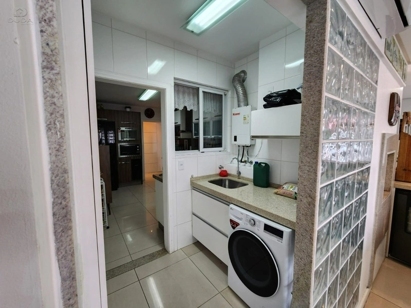 Apartamento no Kobrasol com 3 dormitórios sendo 1 suíte: 4ª foto da galeria de imagens do imóvel