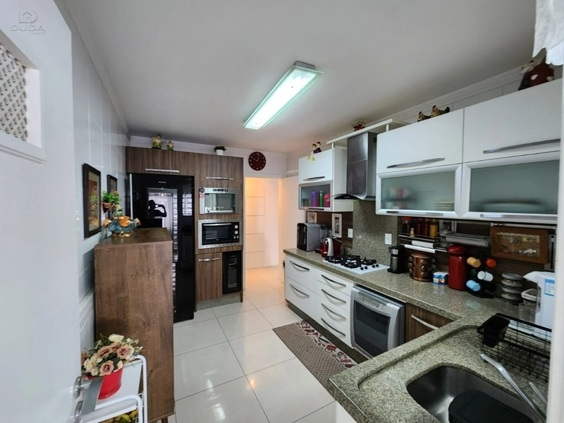 Apartamento no Kobrasol com 3 dormitórios sendo 1 suíte: 2ª foto da galeria de imagens do imóvel