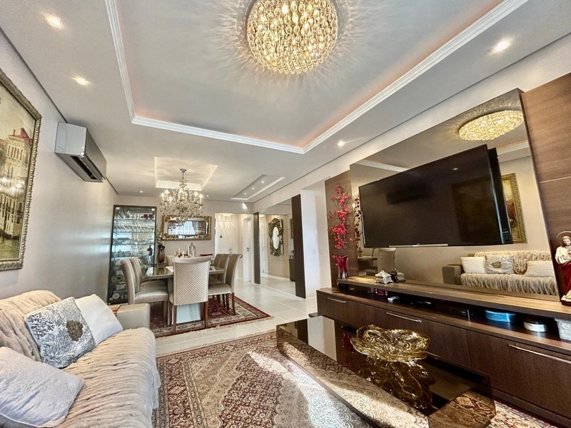 Apartamento Estreito com 3 dormitórios, sendo 1 suíte e 1 vaga - 120m²: 2ª foto da galeria de imagens do imóvel