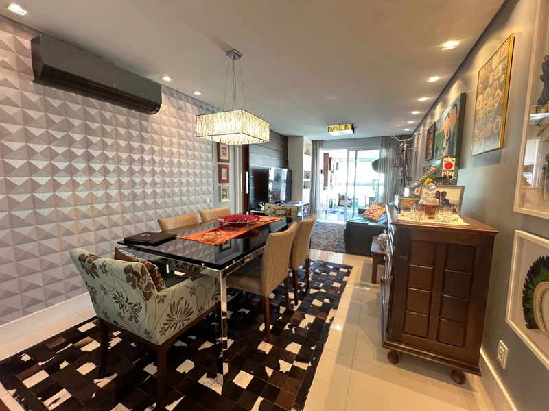 Apartamento na Beira Mar com 2 suítes e 2 vagas com 108m²: 9ª foto da galeria de imagens do imóvel