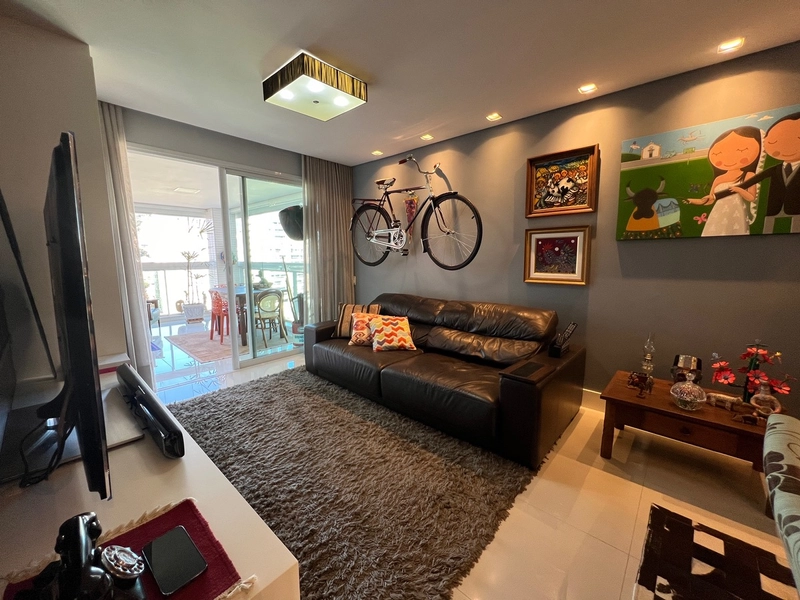 Apartamento na Beira Mar com 2 suítes e 2 vagas com 108m²: 5ª foto da galeria de imagens do imóvel