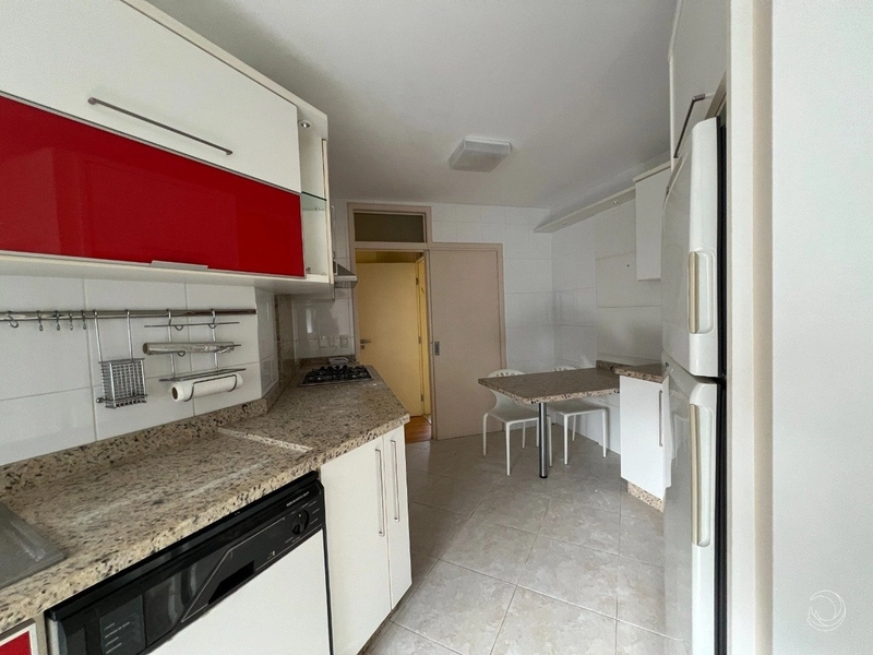 Apartamento no Centro a venda com 4 dormitórios 1 suíte e 2 vagas: 13ª foto da galeria de imagens do imóvel