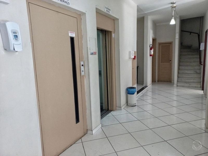 Apartamento no Centro com 2 dormitórios e 1 vaga - 45m²: 9ª foto da galeria de imagens do imóvel