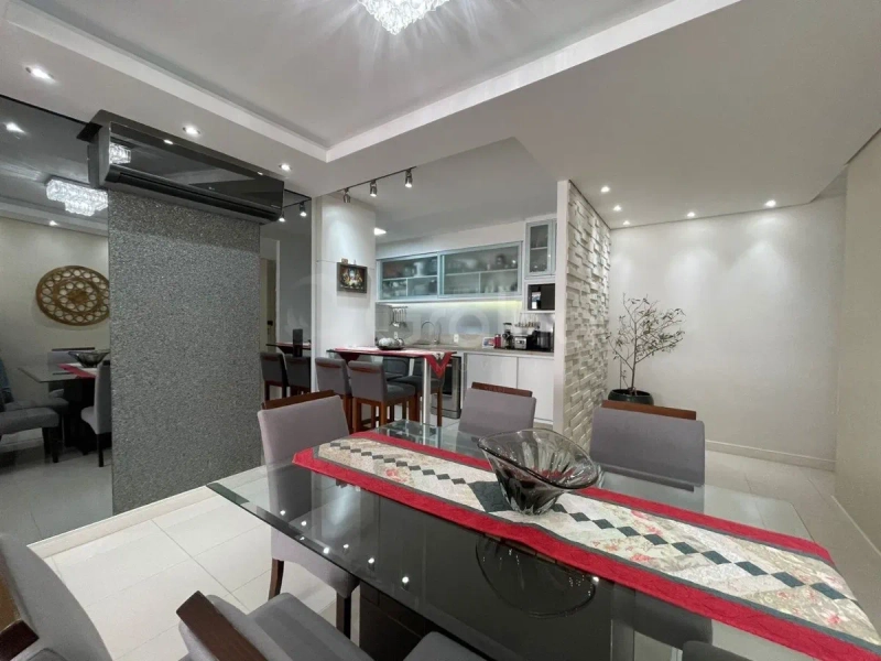 Apartamento no Itacorubi com 4 dormitórios 2 suítes 2 vagas: 4ª foto da galeria de imagens do imóvel