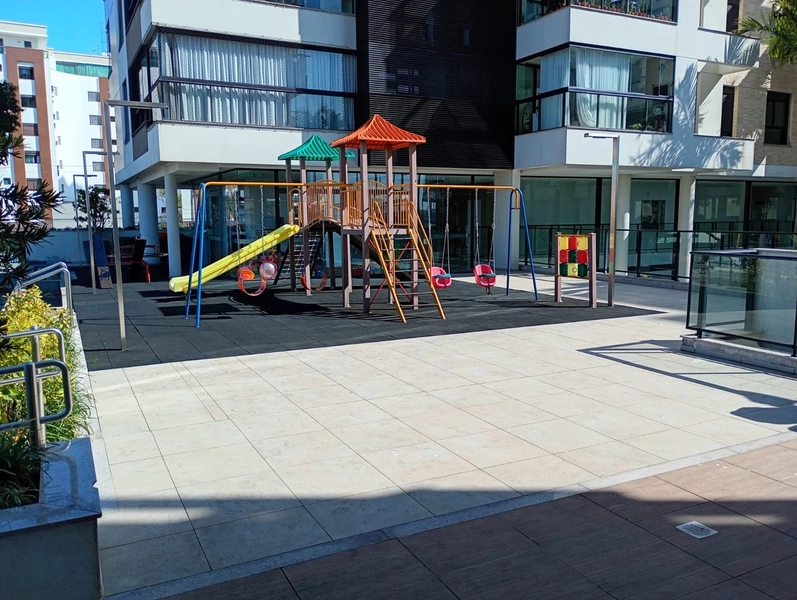 Apartamento no Balneário com 3 dormitórios, sendo 1 suíte e 2 vagas: 36ª foto da galeria de imagens do imóvel