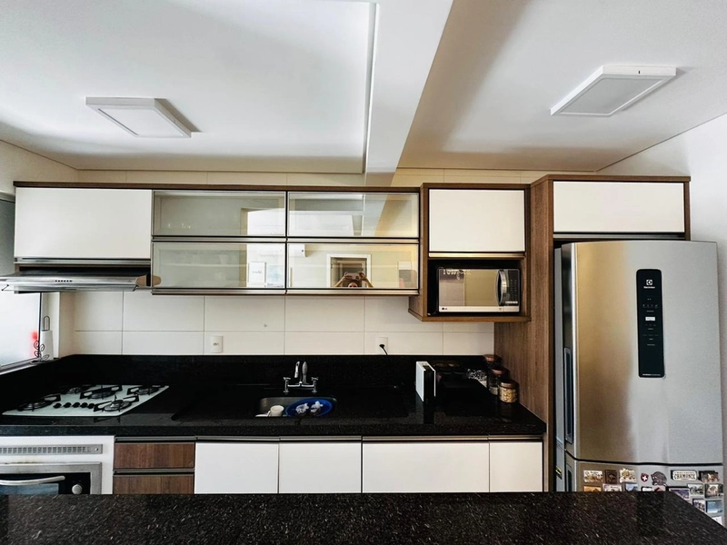 Apartamento no Campeche com 3 dormitórios, sendo 1 suíte, 1 vaga: 8ª foto da galeria de imagens do imóvel