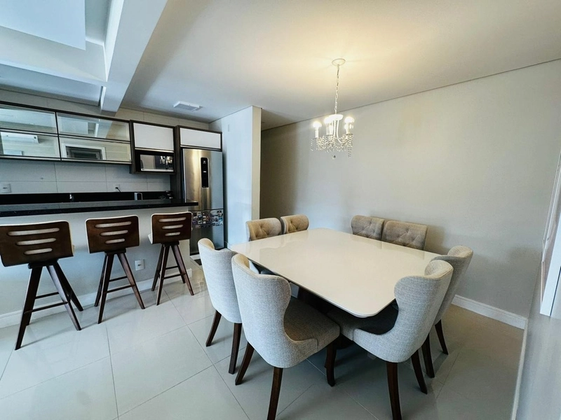 Apartamento no Campeche com 3 dormitórios, sendo 1 suíte, 1 vaga: 9ª foto da galeria de imagens do imóvel