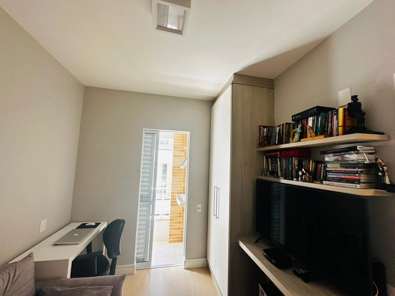 Apartamento no Campeche com 3 dormitórios, sendo 1 suíte, 1 vaga: 14ª foto da galeria de imagens do imóvel