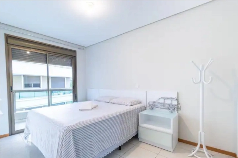 Apartamento no Campeche com 2 dormitórios, sendo 1 suíte e 2 vagas: 16ª foto da galeria de imagens do imóvel