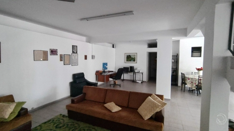 Casa residencial na Agronômica com 5 dormitórios 4 suítes e 4 vagas: 25ª foto da galeria de imagens do imóvel