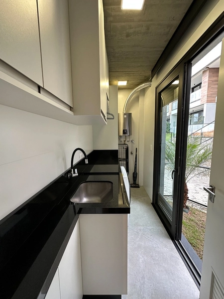 Casa no Canto da Lagoa com 3 quartos sendo 3 suítes e 2 vagas: 32ª foto da galeria de imagens do imóvel