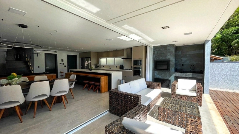 Casa em Santo Antônio de Lisboa com 3 dormitórios 3 suítes e 4 vgs: 2ª foto da galeria de imagens do imóvel