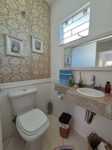 Casa em Coqueiros com 3 dormitórios, sendo 1 suíte - 195m²: 18ª foto da galeria de imagens do imóvel