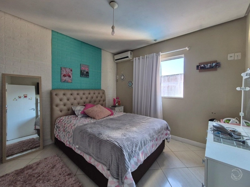 Casa em Coqueiros com 3 dormitórios, sendo 1 suíte - 195m²: 22ª foto da galeria de imagens do imóvel